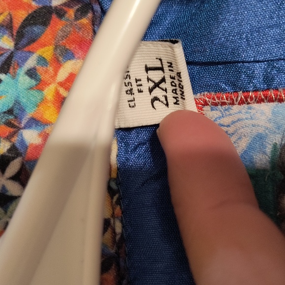 🟦 Robert Graham button up shirt - Picture 9 of 13